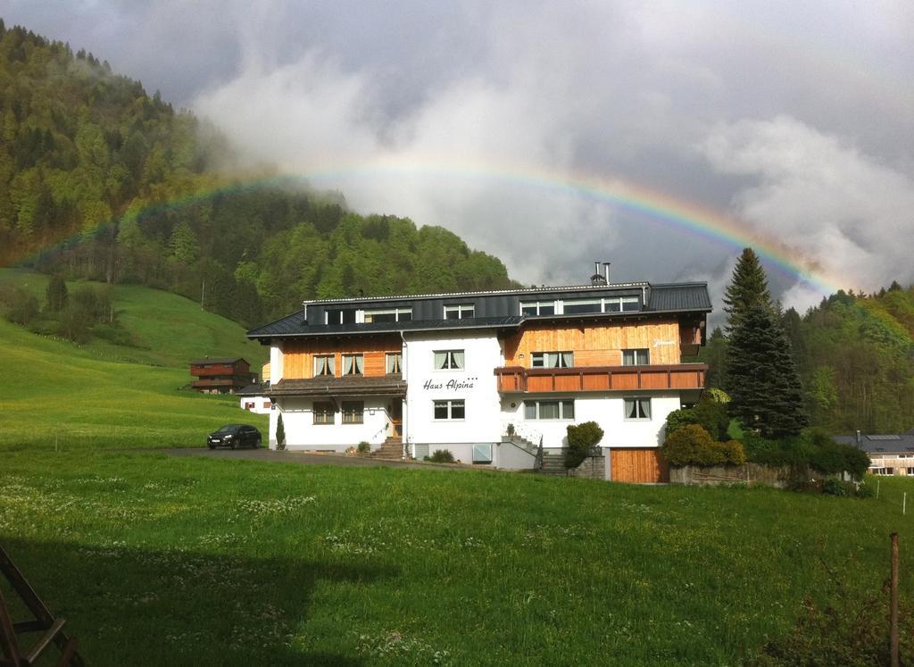 Haus Alpina Hotel Au (Vorarlberg) Bagian luar foto